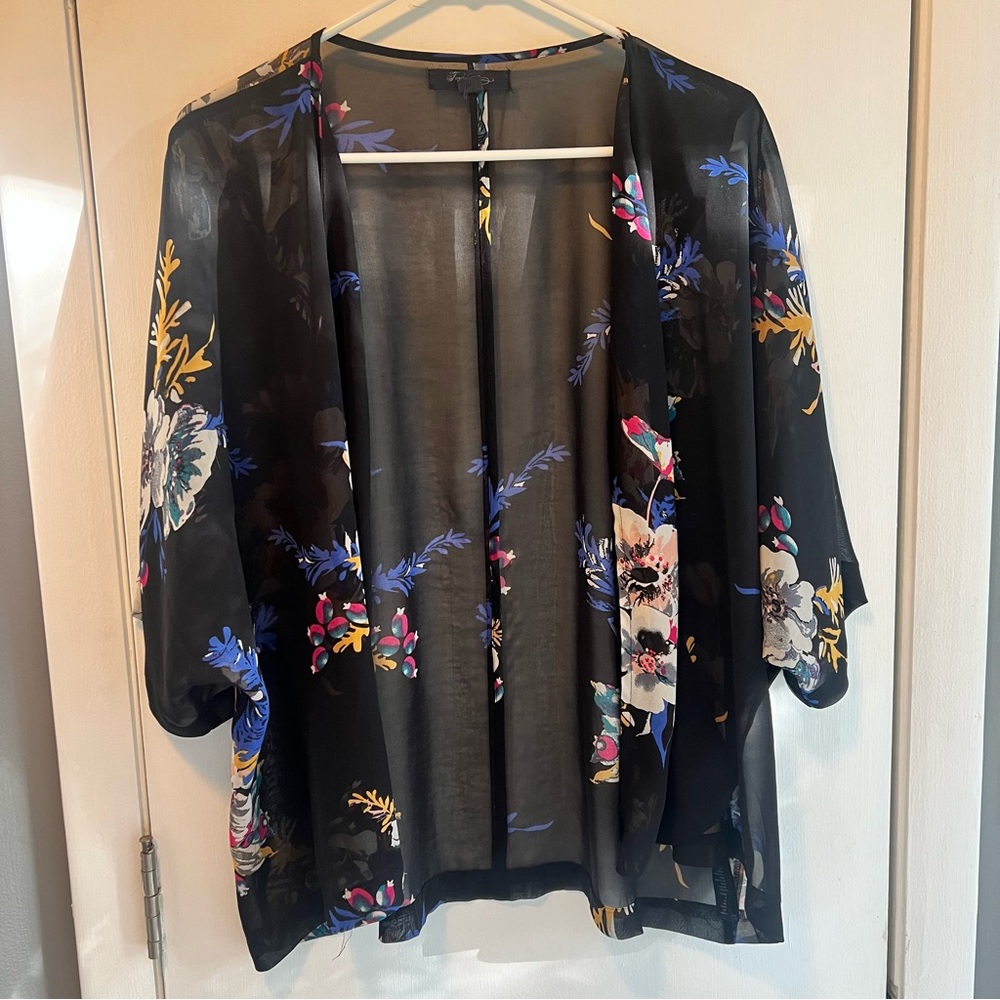 Floral kimono (Size M/L)